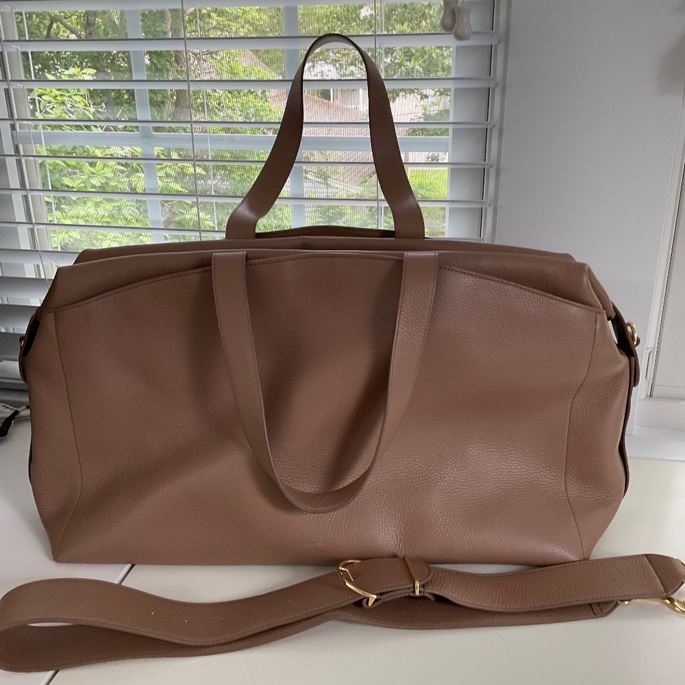 Cuyana Leather Weekender Bag